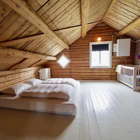 Lighthouse Panorama Lofoten Chaleter